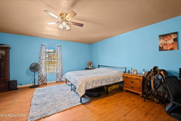 $300,000 | 90 Illuminary Firetower Road, Spring City, TN 37381