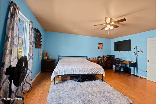 $300,000 | 90 Illuminary Firetower Road, Spring City, TN 37381