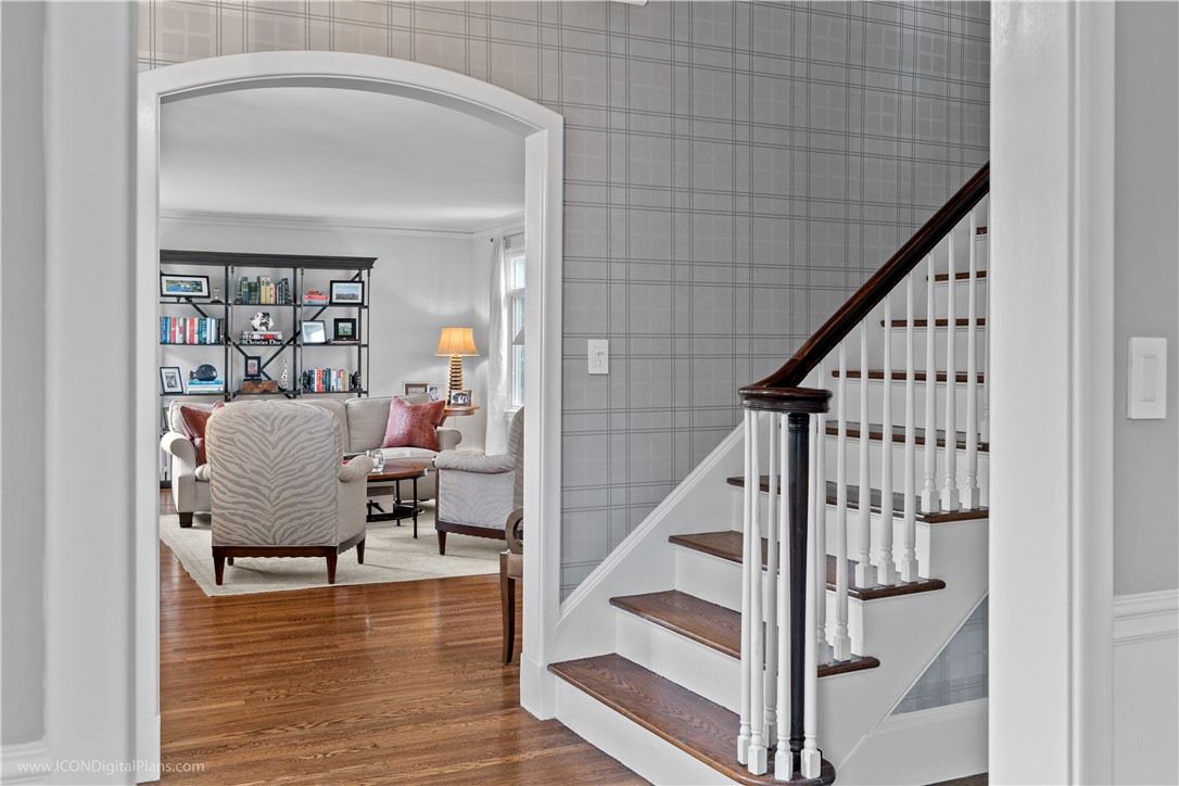 43 Rumstick Road Barrington, RI 02806 - Photo 8 of 50 Foyer view leading to the living room