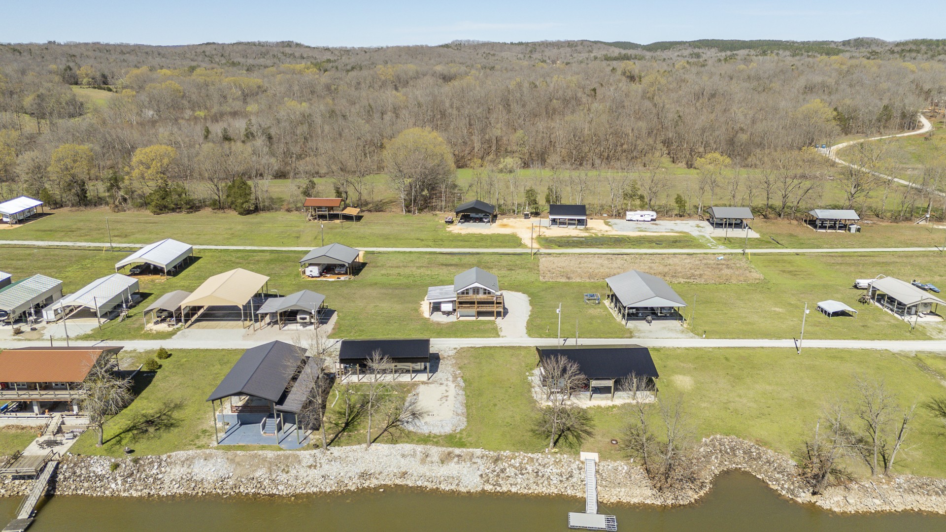 1082 WC PICKETT Road Clifton, TN 38425 - Photo 65 of 75