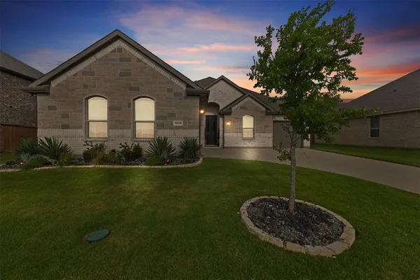 $459,000 | 1029 Greencove Drive, Midlothian, TX 76065