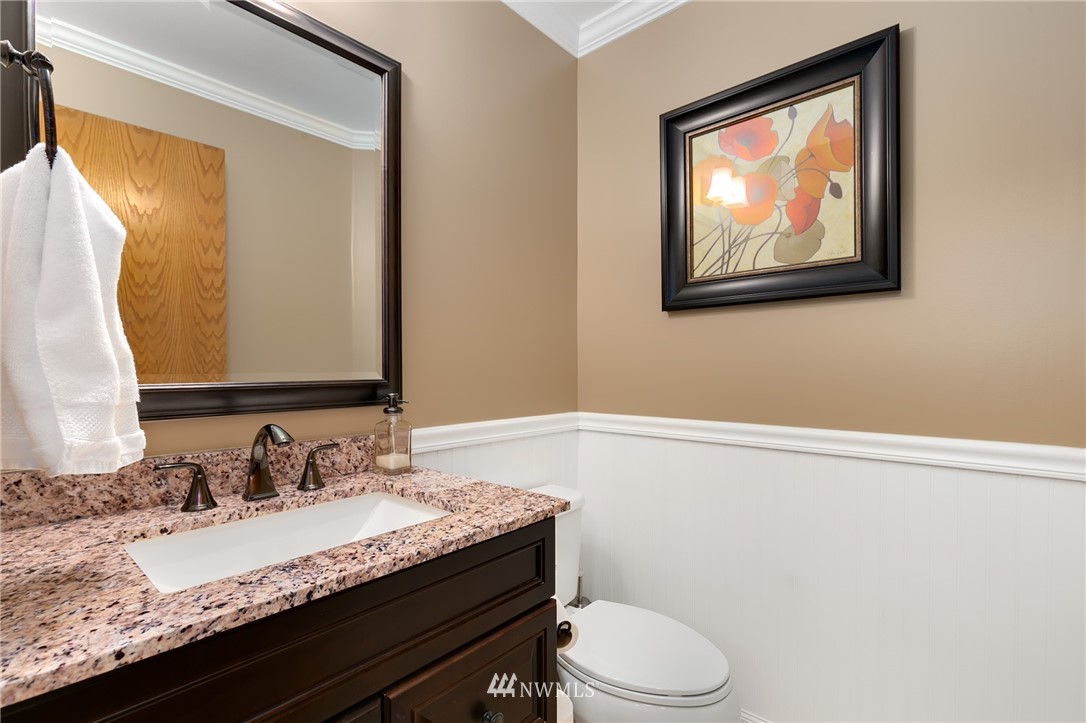 15631 140th Place Southeast Renton, WA 98058 - Photo 13 of 25 Gallery Image 13