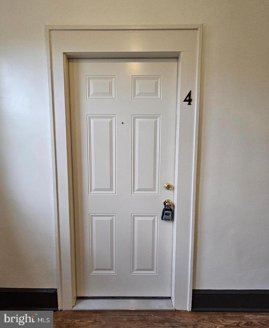 502 South Main Street, Unit 4 Culpeper, VA 22701 - Photo 2 of 11 a view of front door