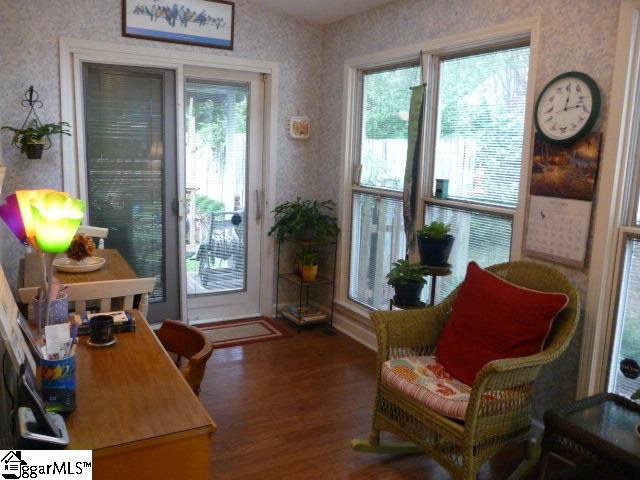 404 Parkins Mill Road Greenville, SC 29607 - Photo 12 of 16