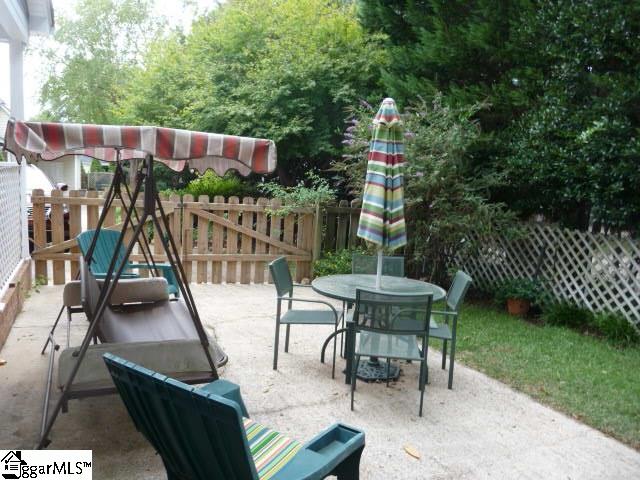 404 Parkins Mill Road Greenville, SC 29607 - Photo 4 of 16