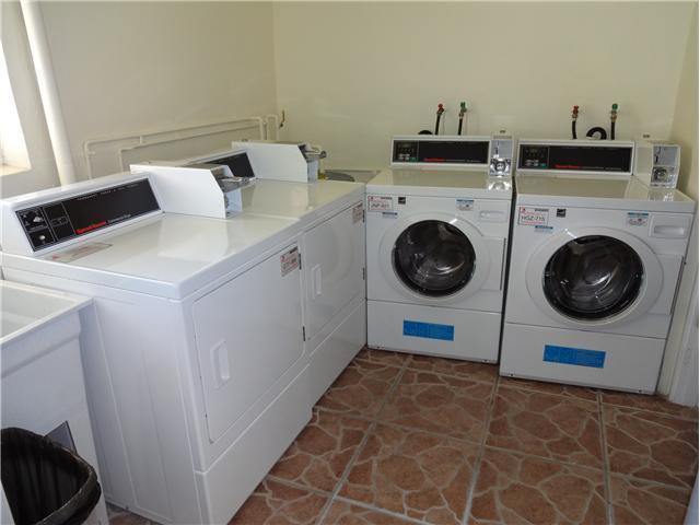 400 Wilma Circle, Unit 202 Riviera Beach, FL 33404 - Photo 25 of 26 LAUNDRY