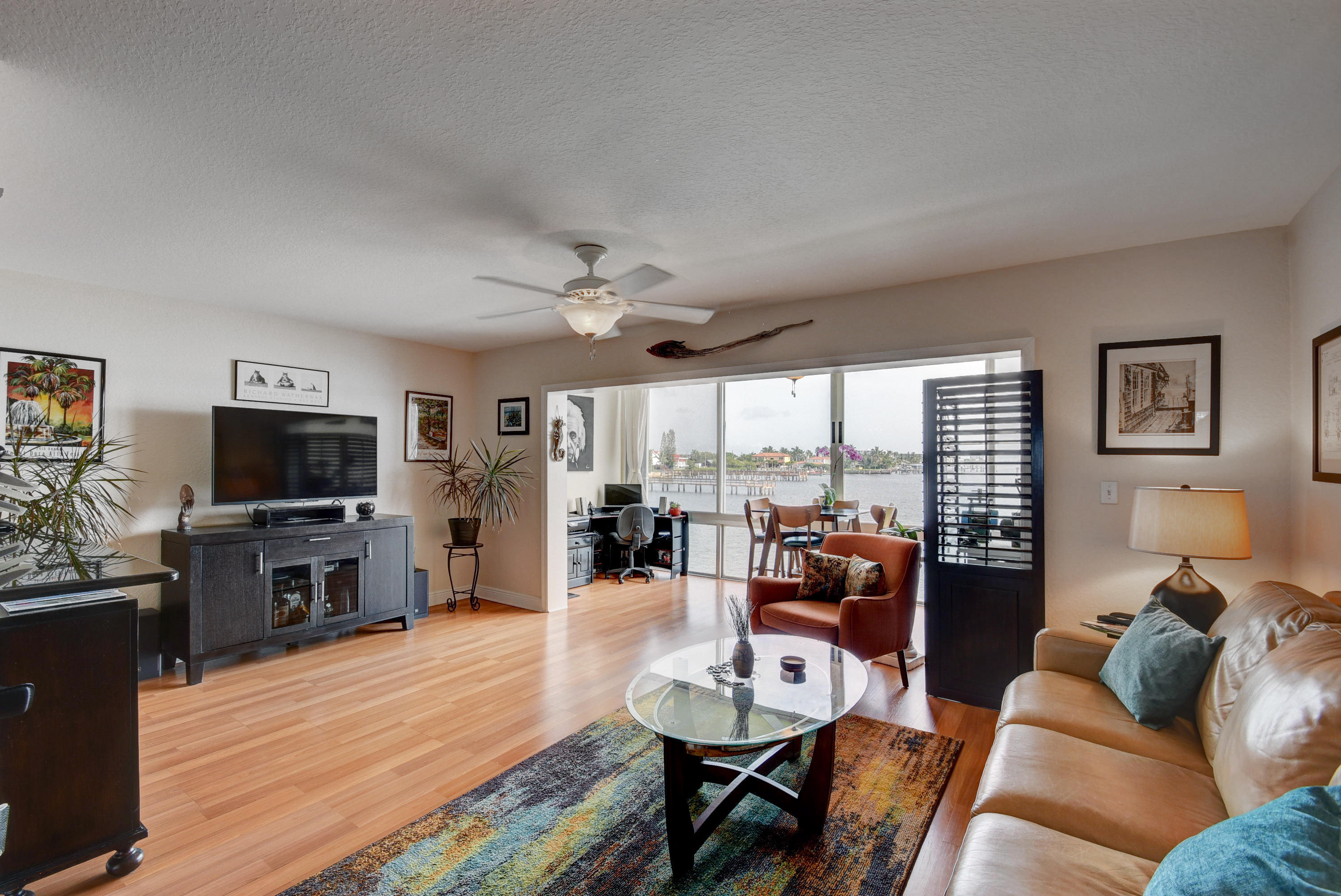 400 Wilma Circle, Unit 202 Riviera Beach, FL 33404 - Photo 6 of 26 Living Area