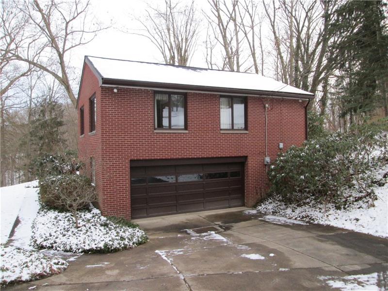 148 Thompson Road Beaver Falls, PA 15010 - Photo 2 of 25 Gallery Image 2