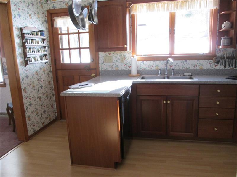 148 Thompson Road Beaver Falls, PA 15010 - Photo 11 of 25 Gallery Image 11