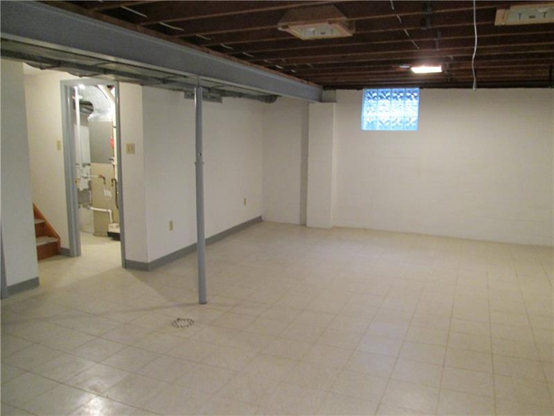 148 Thompson Road Beaver Falls, PA 15010 - Photo 22 of 25 Gallery Image 22
