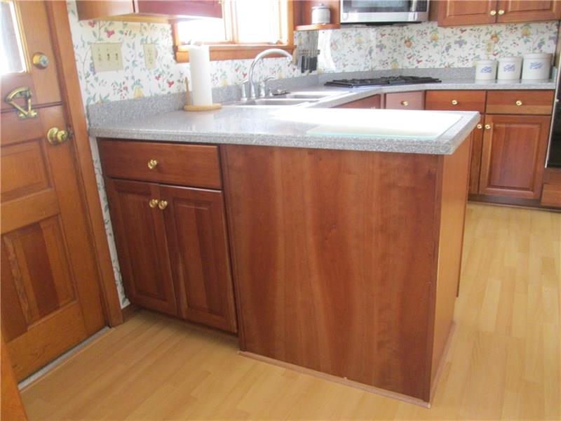 148 Thompson Road Beaver Falls, PA 15010 - Photo 10 of 25 Gallery Image 10