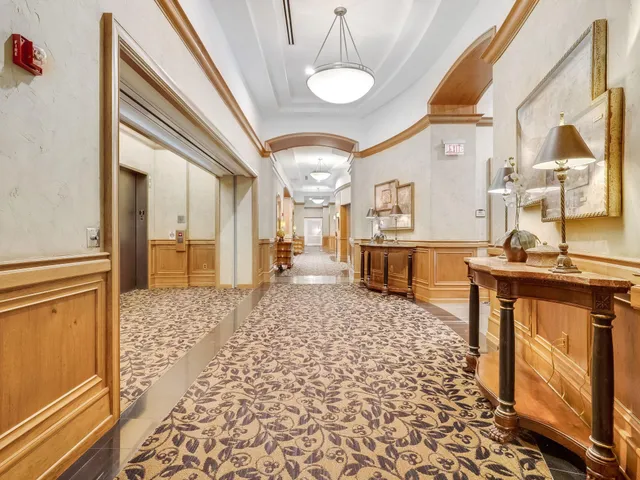 $1,850 | 500 East Grant Street, Unit 806, Minneapolis, MN 55404