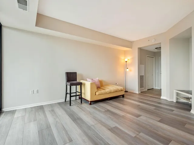 $1,850 | 500 East Grant Street, Unit 806, Minneapolis, MN 55404