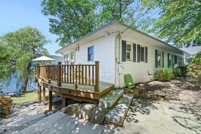 $910,000 | 14927 Keuka Village Road, Wayne, NY 14837