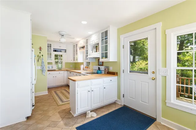 $910,000 | 14927 Keuka Village Road, Wayne, NY 14837