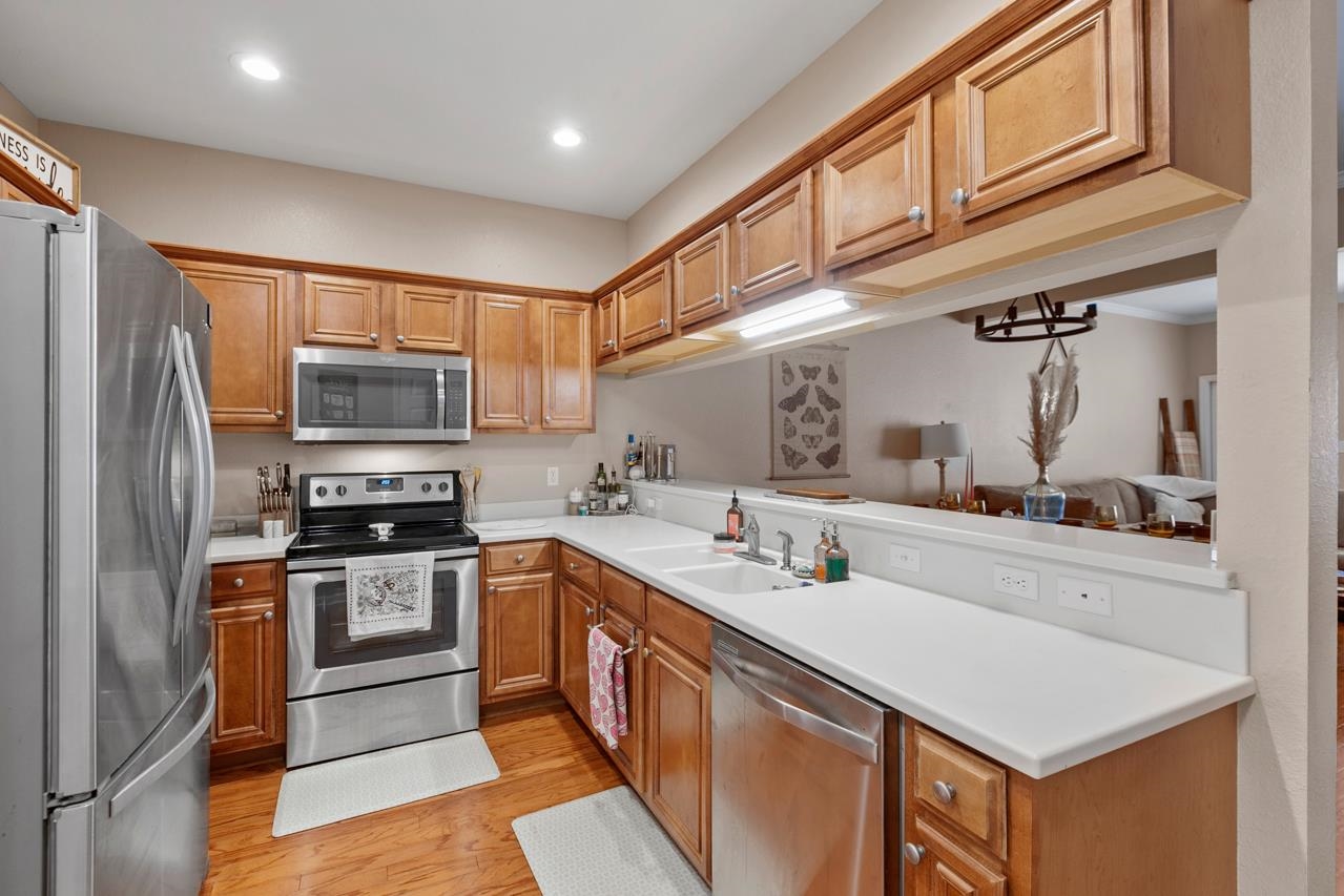 1320 Hendrix Road, Unit 407 Tallahassee, FL 32301 - Photo 8 of 41 Gallery Image 8