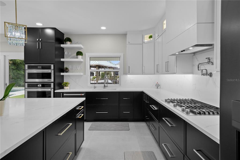 5018 South The Riviera Street Tampa, FL 33609 - Photo 12 of 45