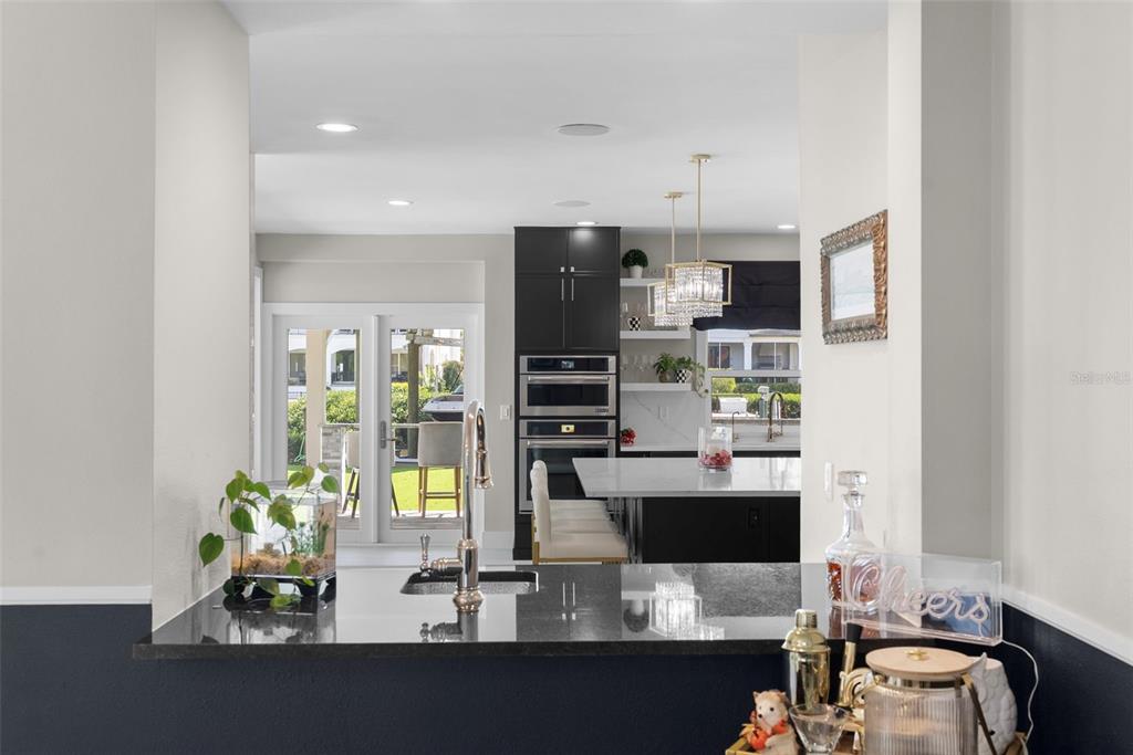 5018 South The Riviera Street Tampa, FL 33609 - Photo 15 of 45