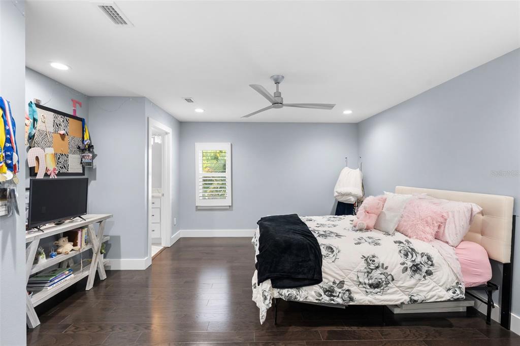 5018 South The Riviera Street Tampa, FL 33609 - Photo 25 of 45