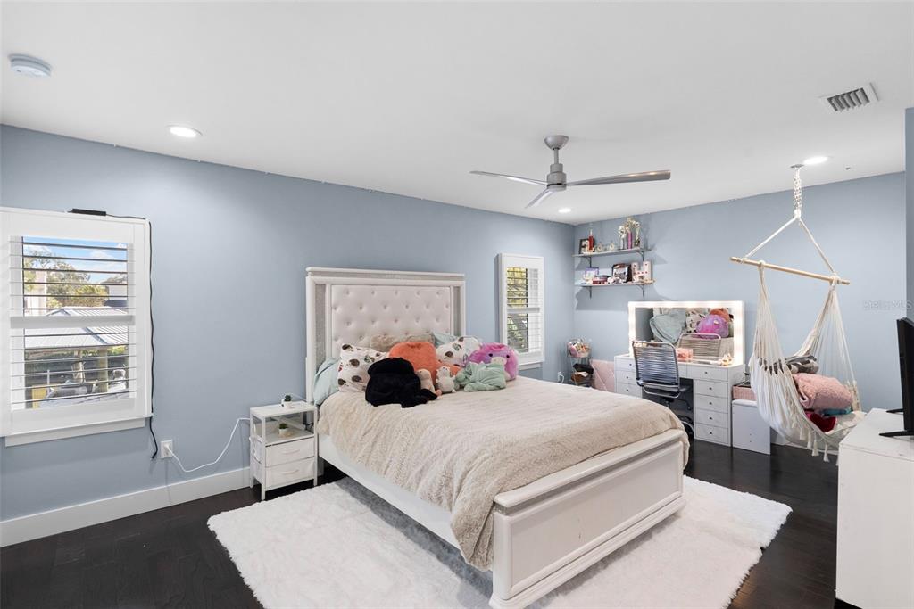 5018 South The Riviera Street Tampa, FL 33609 - Photo 27 of 45