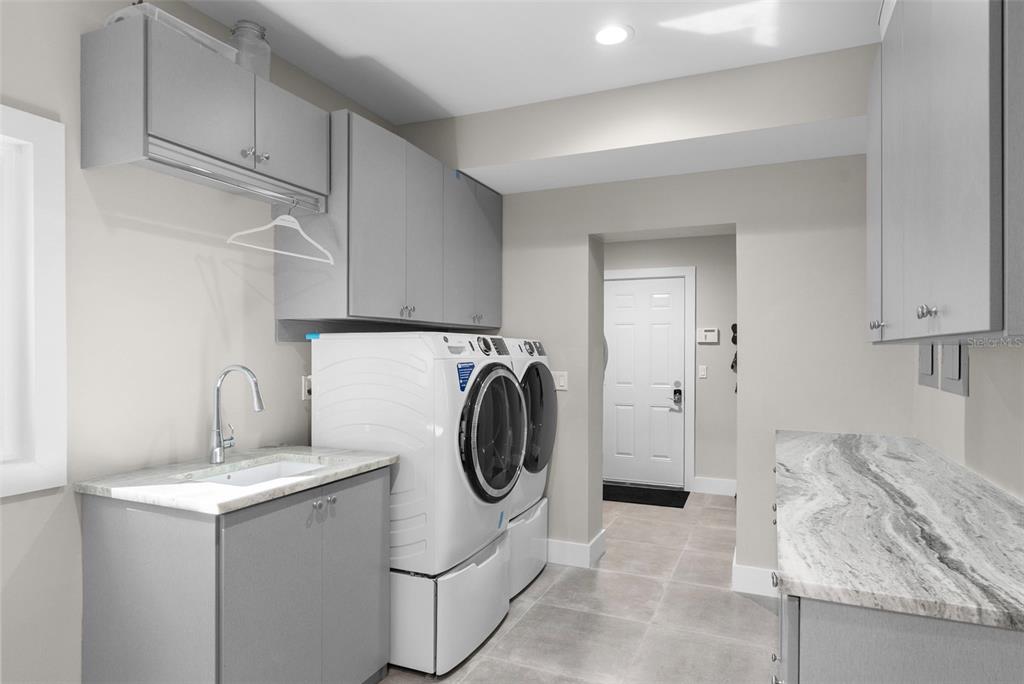 5018 South The Riviera Street Tampa, FL 33609 - Photo 34 of 45