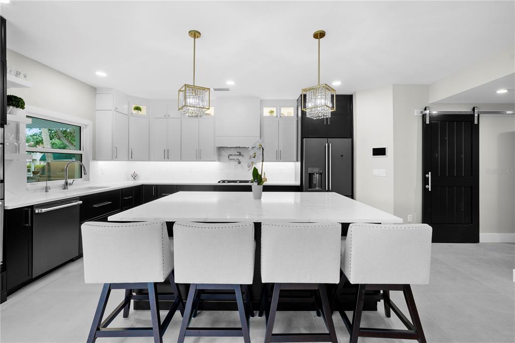 5018 South The Riviera Street Tampa, FL 33609 - Photo 10 of 45