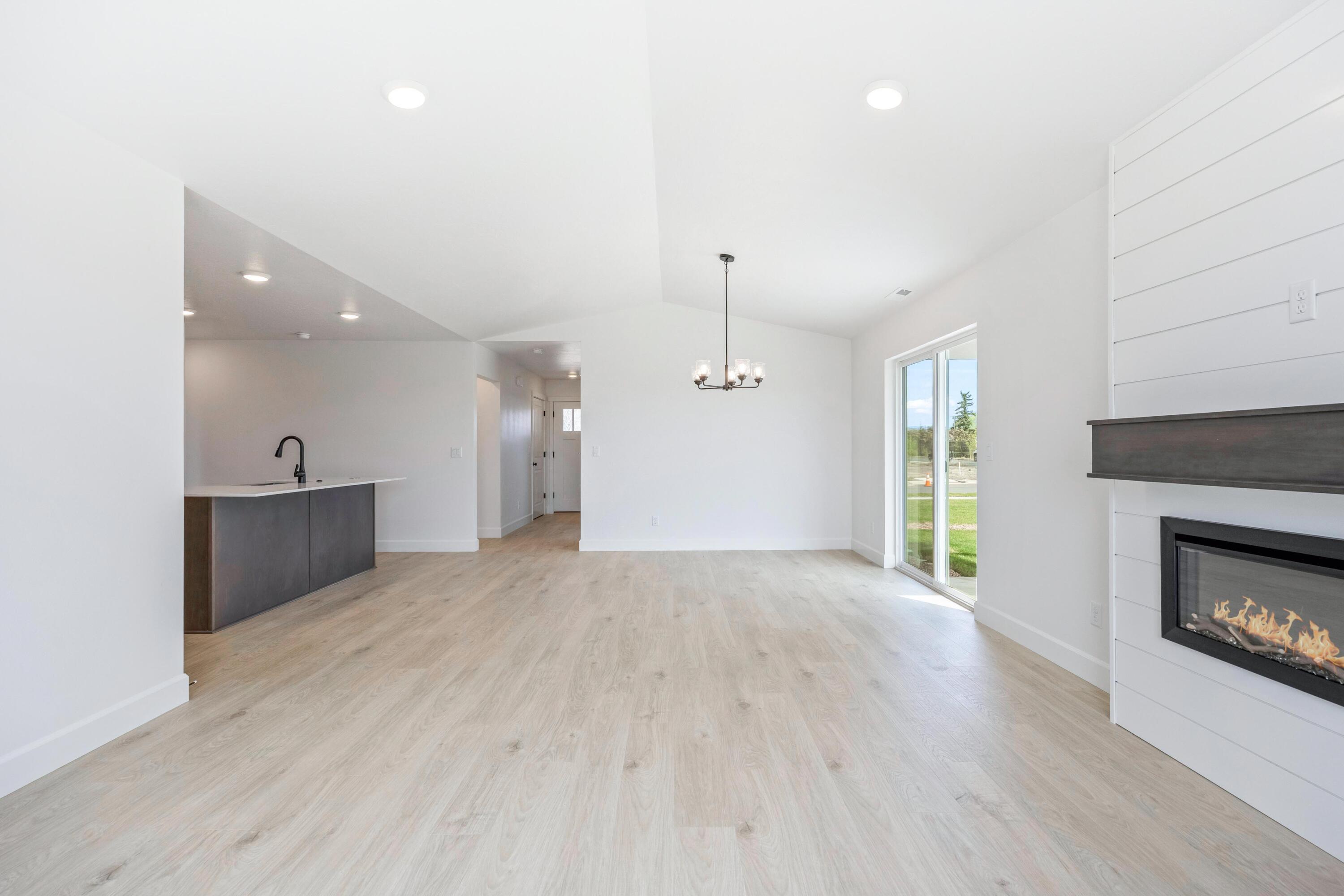 1050 Fairway Road, Unit 153 Madras, OR 97741 - Photo 11 of 29