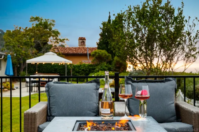 $14,900 | 7806 Via Capri, La Jolla, CA 92037