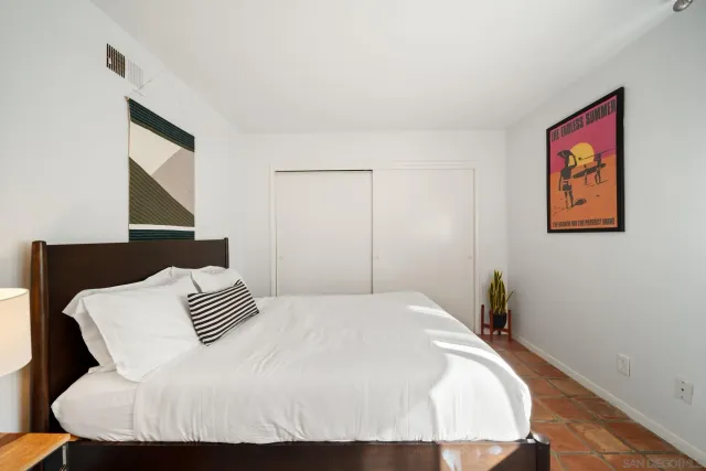 $14,900 | 7806 Via Capri, La Jolla, CA 92037