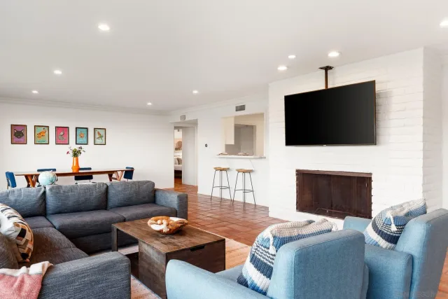 $14,900 | 7806 Via Capri, La Jolla, CA 92037