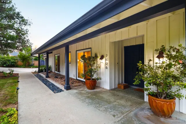 $14,900 | 7806 Via Capri, La Jolla, CA 92037