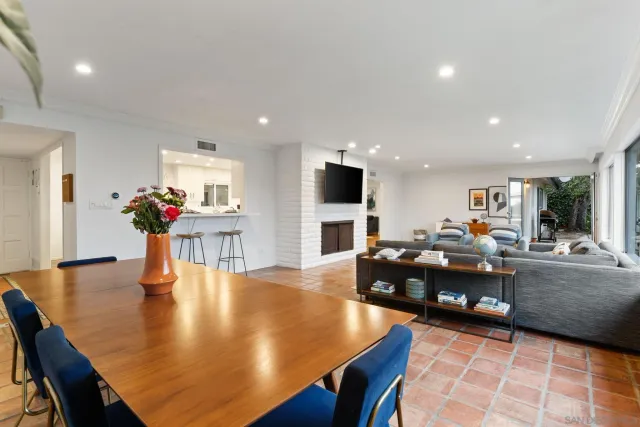 $14,900 | 7806 Via Capri, La Jolla, CA 92037