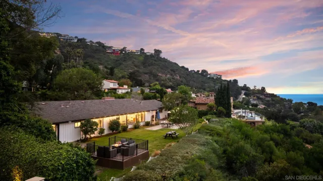 $14,900 | 7806 Via Capri, La Jolla, CA 92037