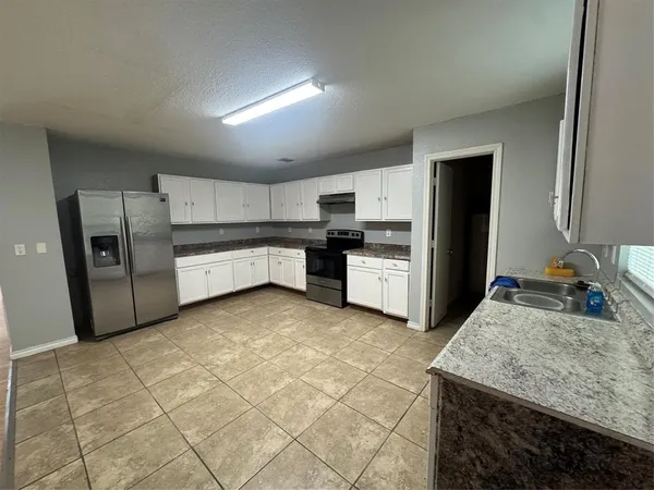 $2,400 | 1305 Mill Branch Drive, Garland, TX 75040