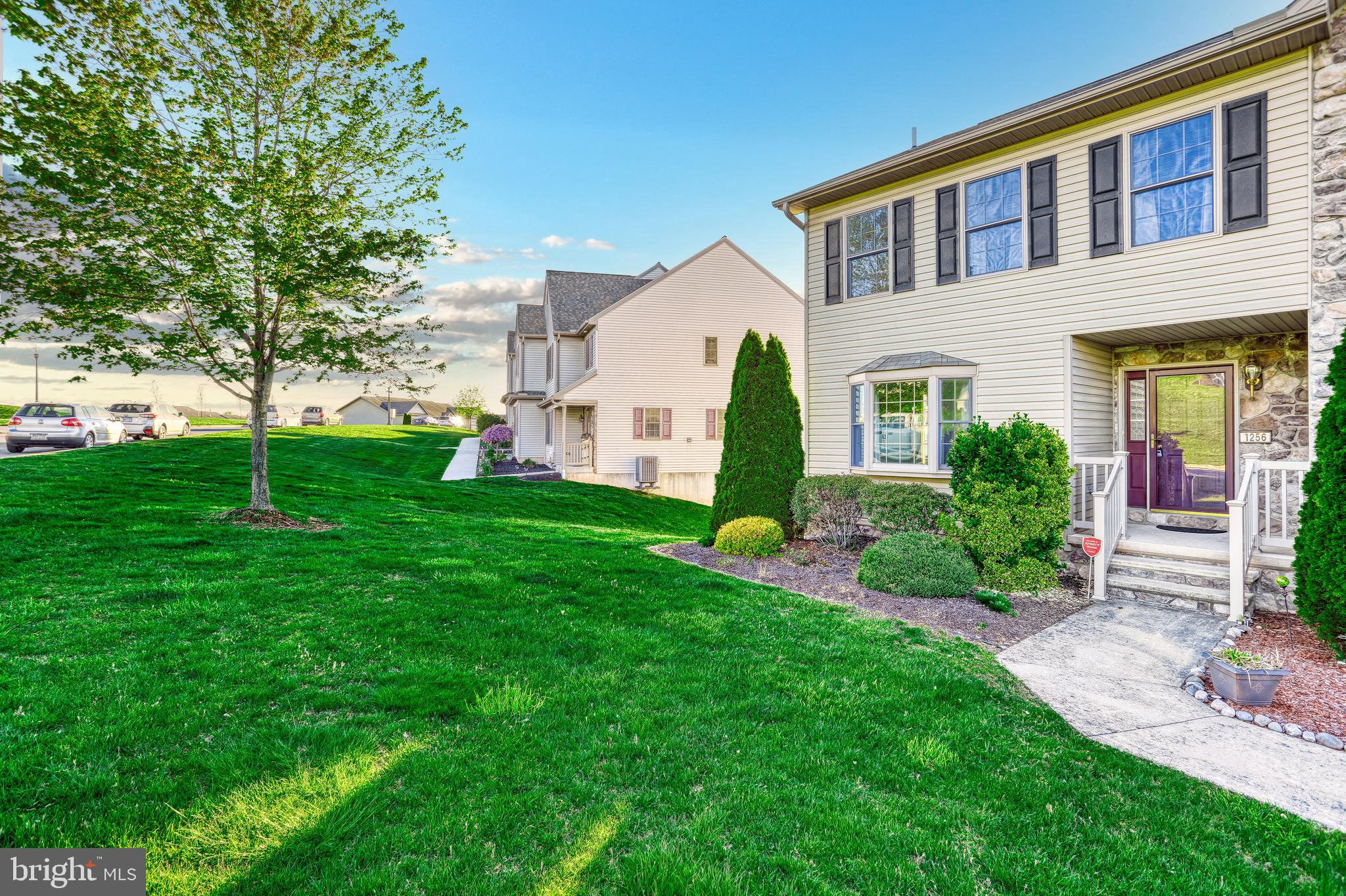 1256 Overlook Road Middletown, PA 17057 - Photo 2 of 39 Gallery Image 2