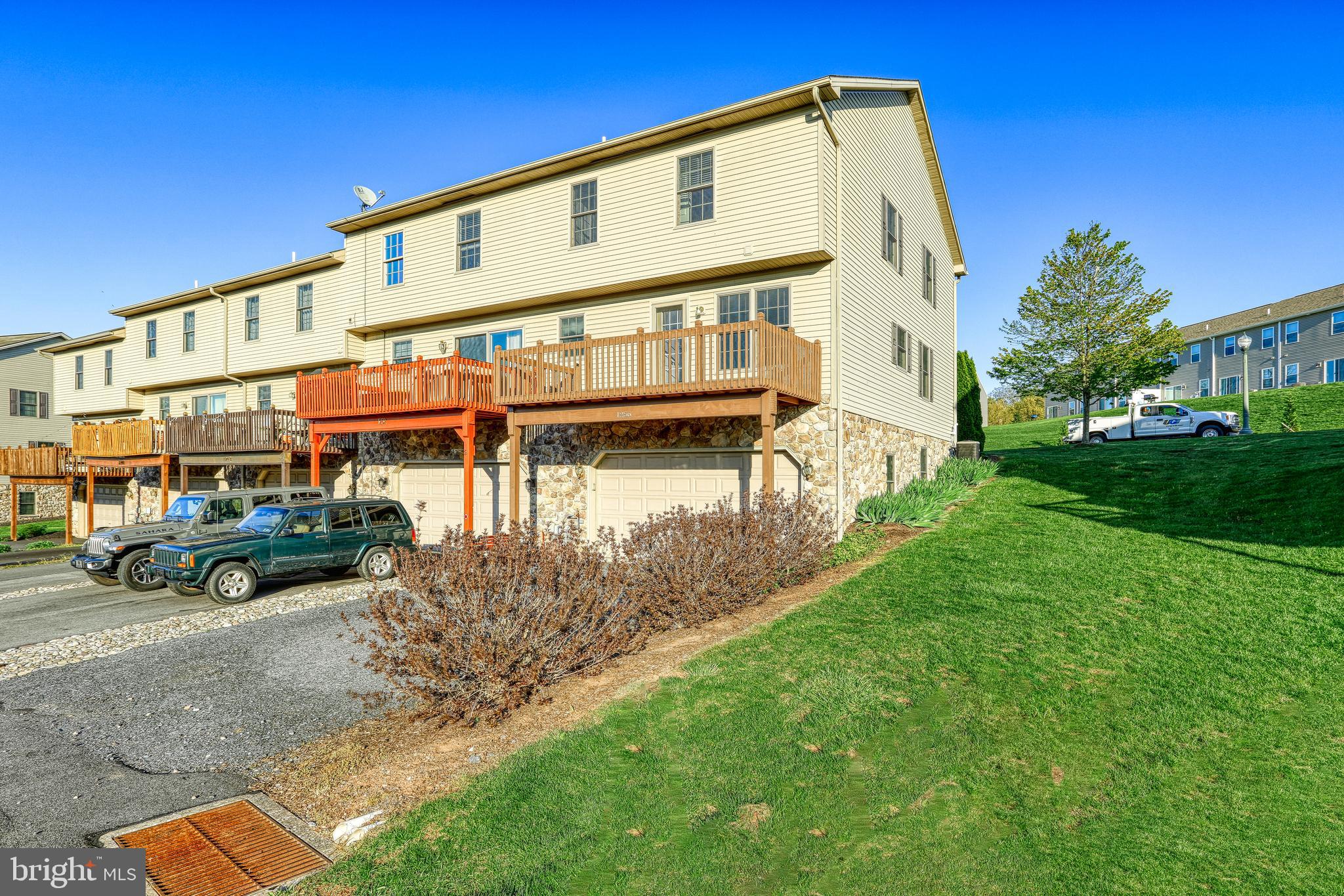 1256 Overlook Road Middletown, PA 17057 - Photo 37 of 39 Gallery Image 37