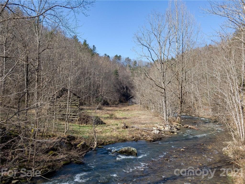 50 Wagon Wheel Road Marshall, NC 28753 - Photo 1 of 22 Gallery Image 1