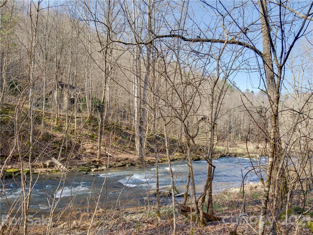 50 Wagon Wheel Road Marshall, NC 28753 - Photo 14 of 22 Gallery Image 14