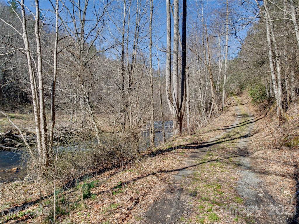 50 Wagon Wheel Road Marshall, NC 28753 - Photo 20 of 22 Gallery Image 20