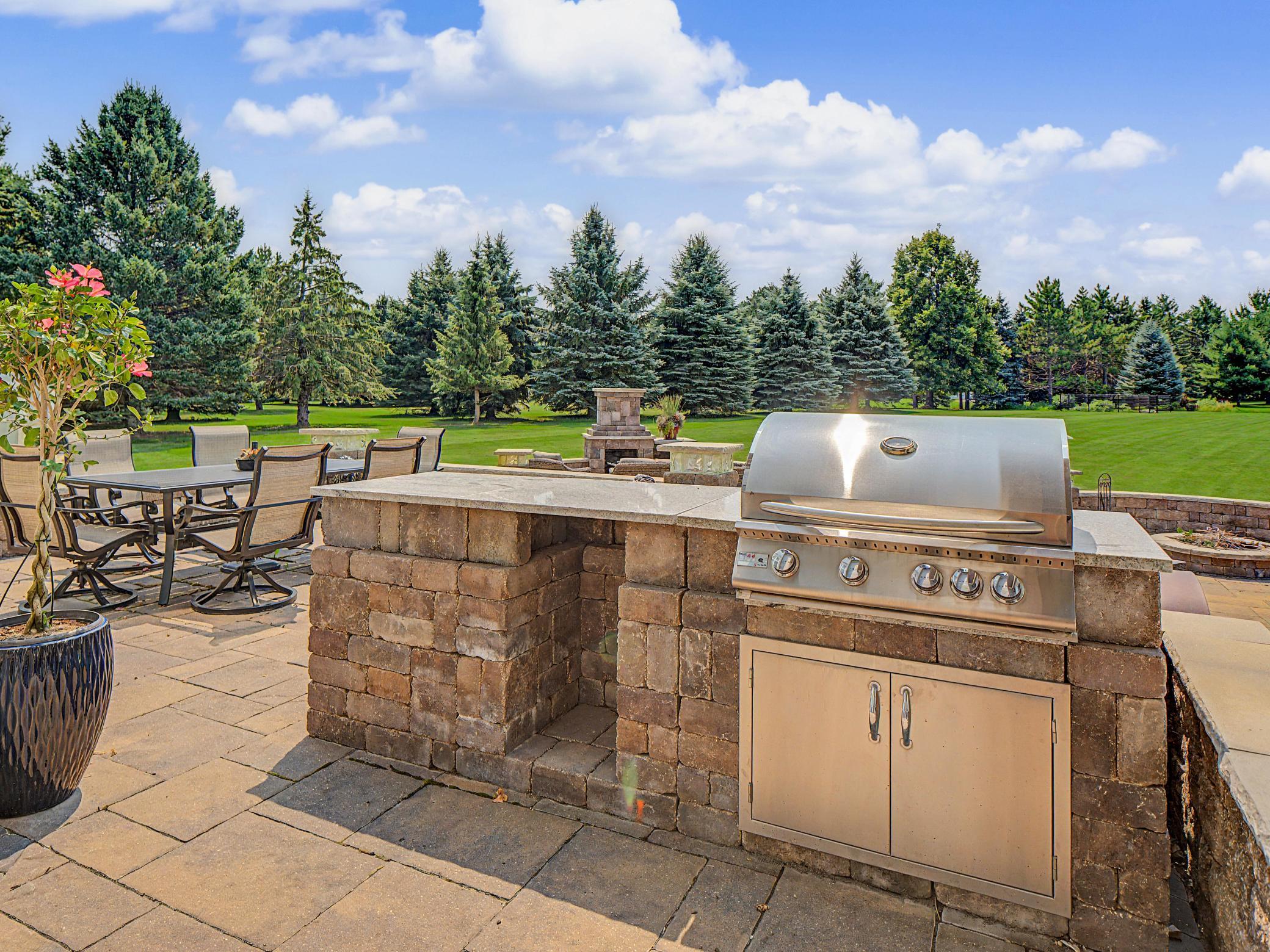 2683 Headland Court Southwest Rochester, MN 55902 - Photo 10 of 72 Gallery Image 10