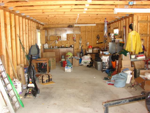 450 Wooten Road Clarksville, TN 37042 - Photo 17 of 20 This is just the work area... in front is large enough for 2 vehicles