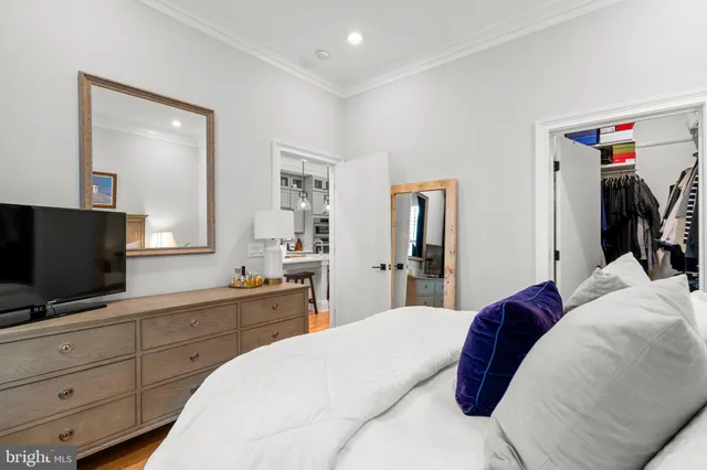 $680,000 | 300 8th Street Northeast, Unit 102, Washington, DC 20002