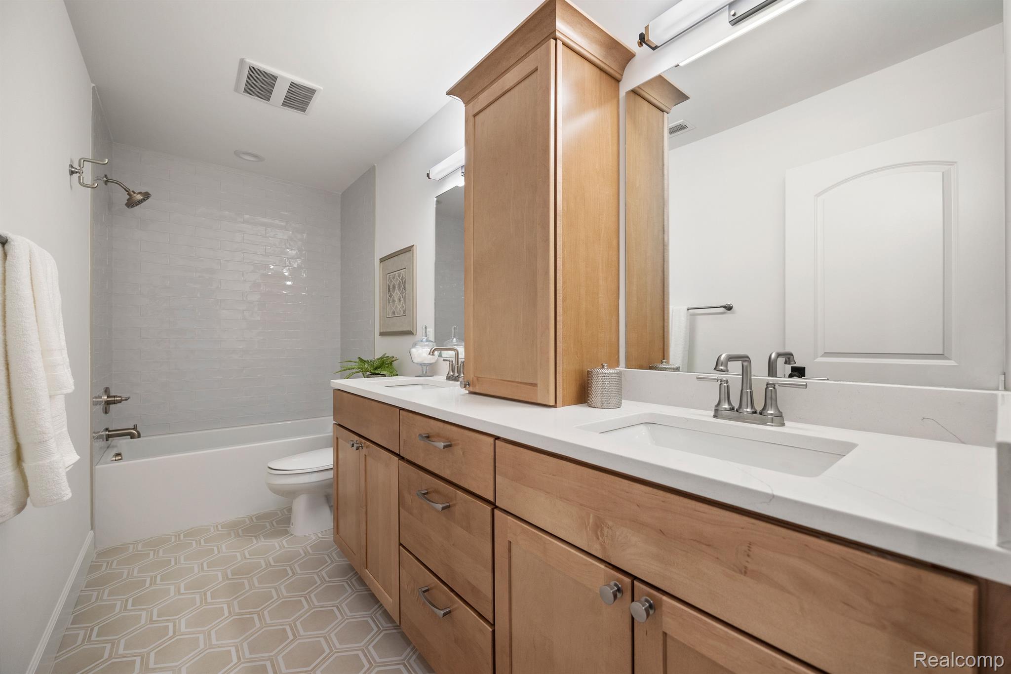 1017 West Webster Road Royal Oak, MI 48073 - Photo 34 of 50 Gallery Image 34
