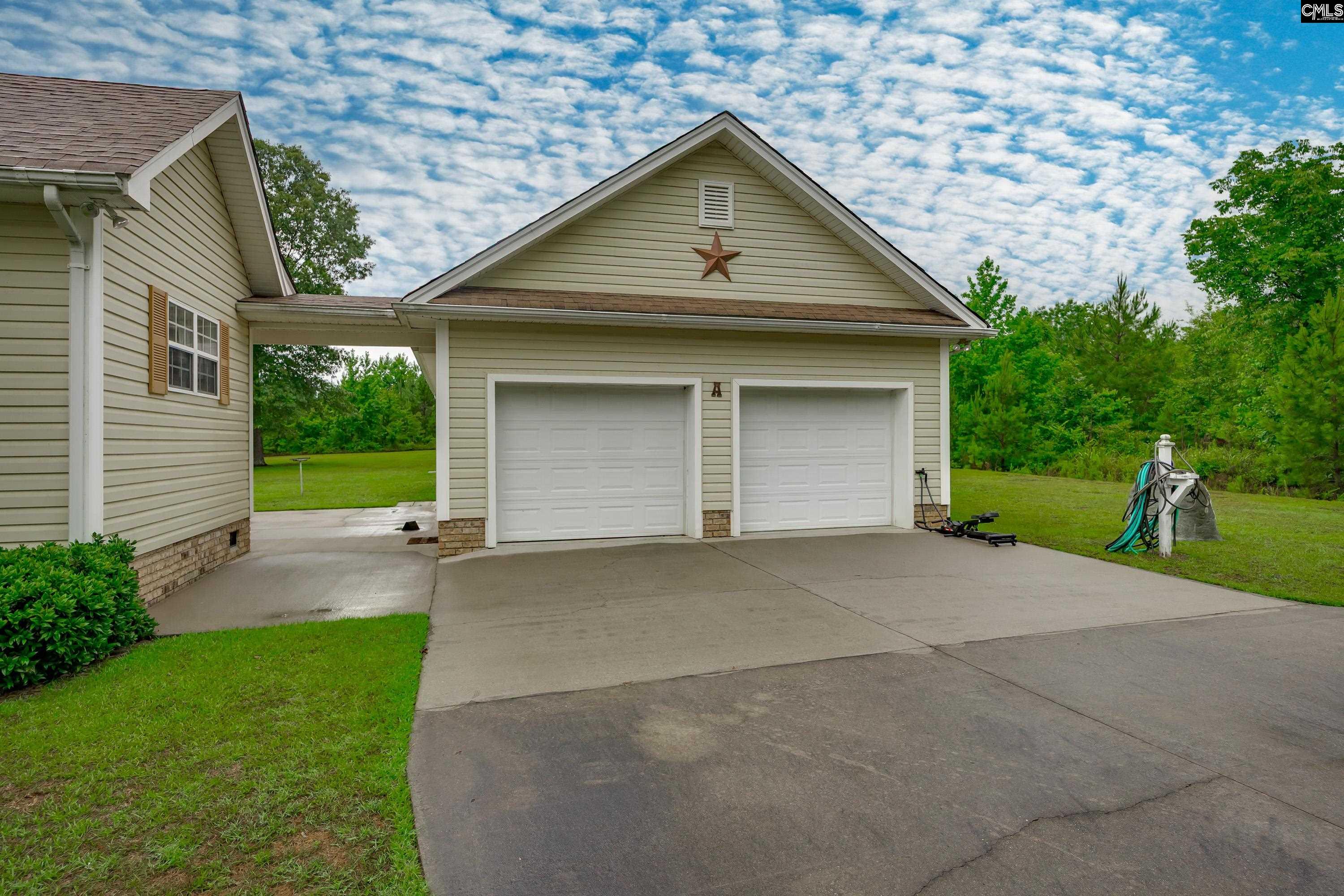 235 Sorin Circle Elloree, SC 29047 - Photo 4 of 53
