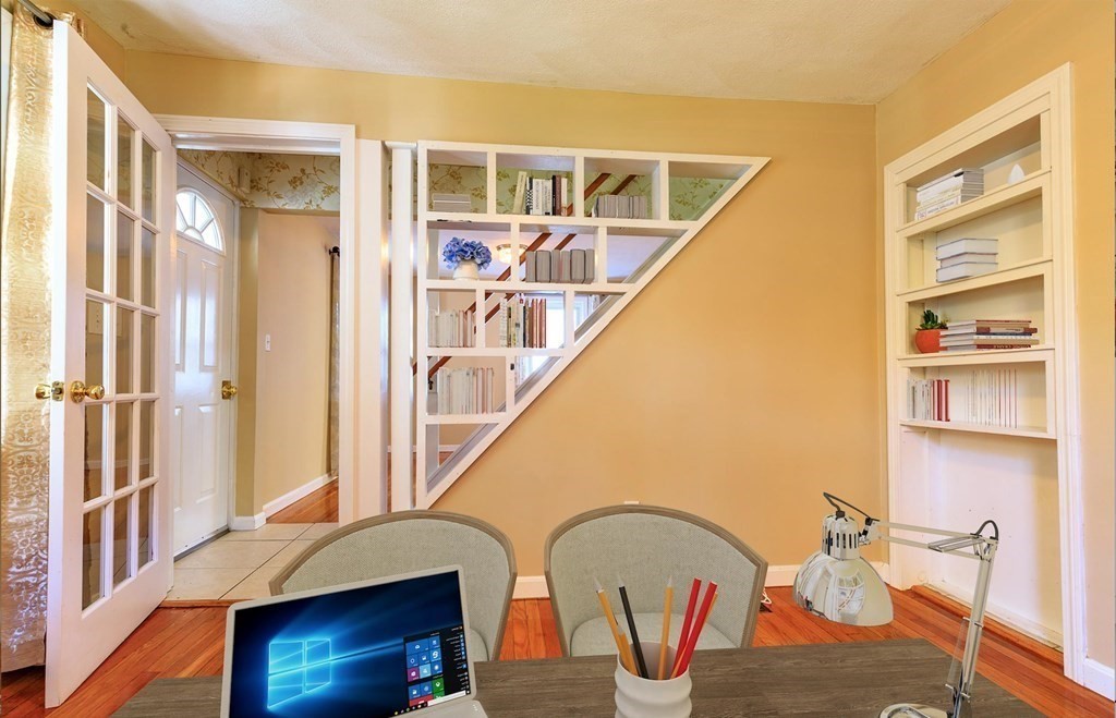 8 Felch Road Natick, MA 01760 - Photo 9 of 28