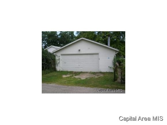 1903 Watch Springfield, IL 62702 - Photo 4 of 5