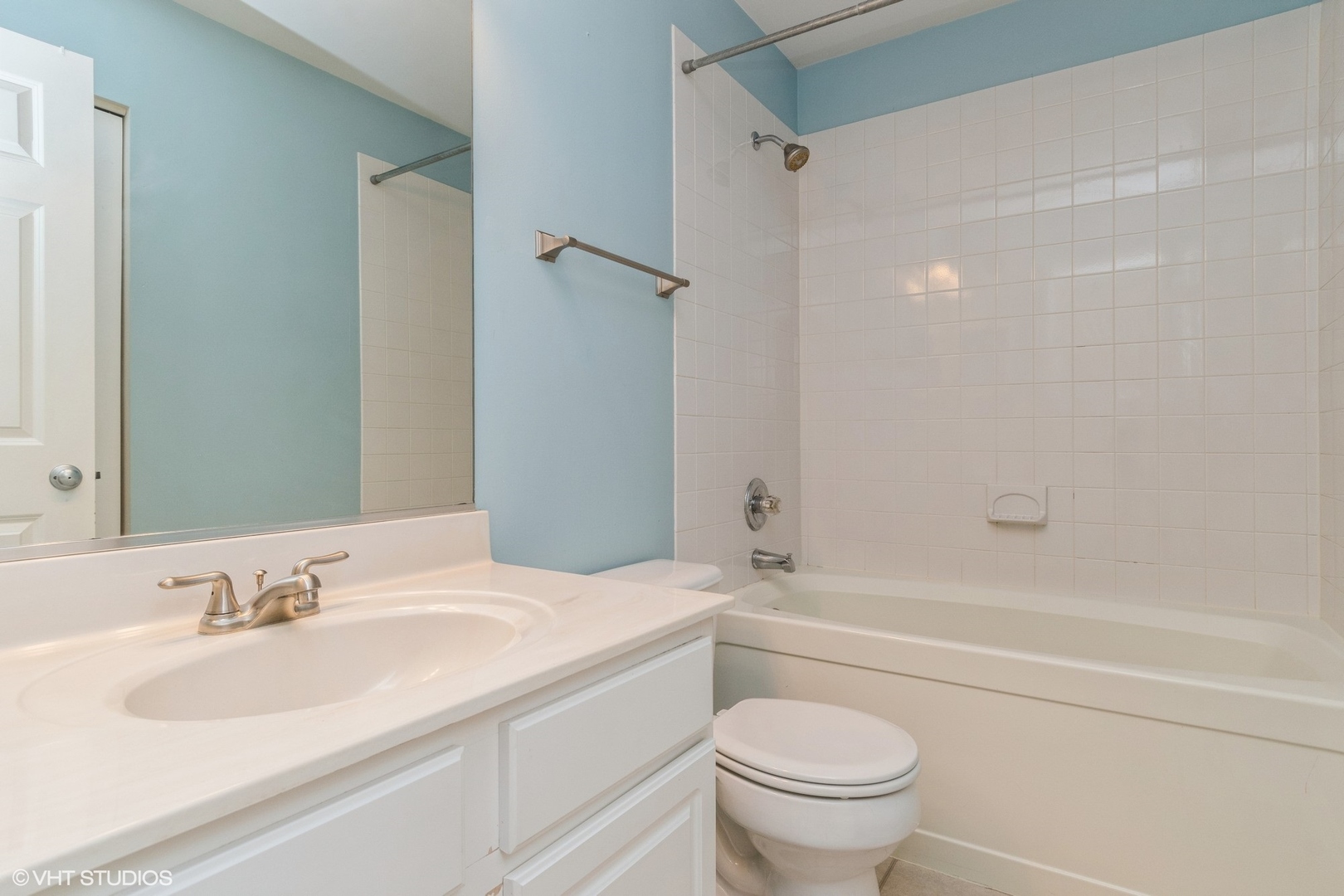 2966 White Thorn Circle Naperville, IL 60564 - Photo 12 of 15 a bathroom with a sink toilet and shower