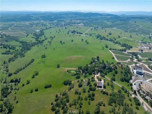 $3,200,000 | 6125 El Pomar Drive, Templeton, CA 93465