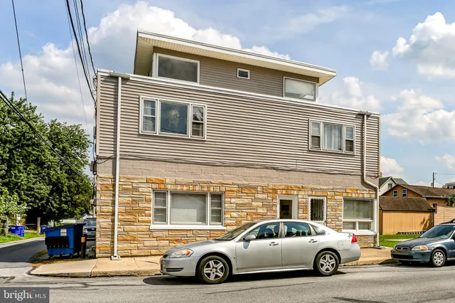 $1,150 | 150 5th Street, Unit 3A, New Cumberland, PA 17070
