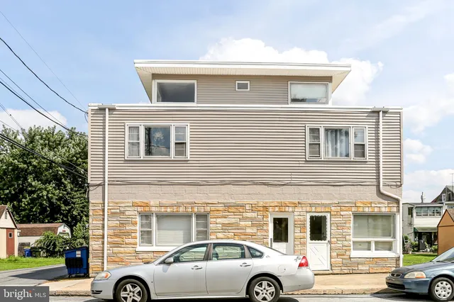 $1,150 | 150 5th Street, Unit 3A, New Cumberland, PA 17070